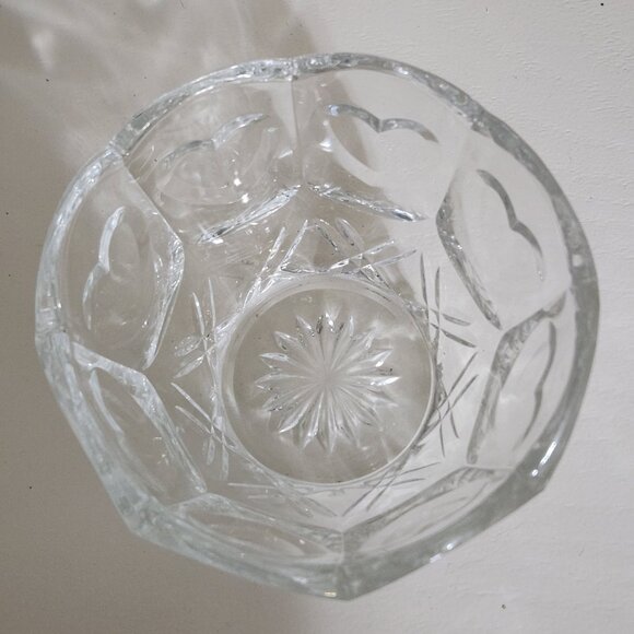 Valentine's Heart Crystal Clear Thick Crystal Bowl With Scalloped Rim and Hearts - Picture 3 of 4